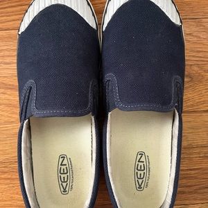 Keen Elsa Navy Blue Slip-ons 8.5